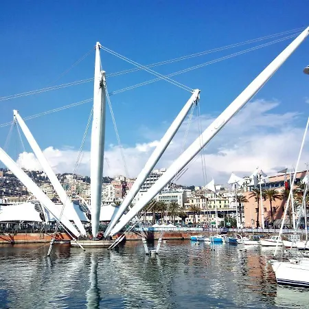 Serra Gerace 3* Gênes